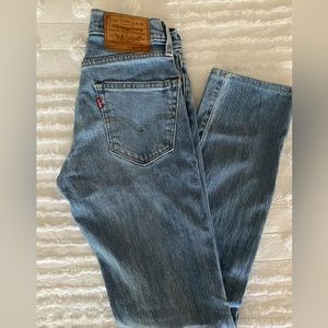511 Levi Jeans Sz 27
